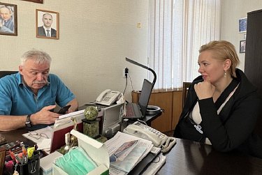 Депутат доставила гуманитарный груз в орский перинатальный центр